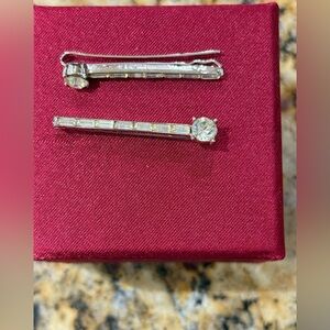 Vintage Rhinestone Bobby Pins. Excellent condition. Includes 2. Gold plated